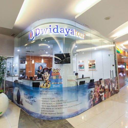 dwidaya tour pakuwon mall