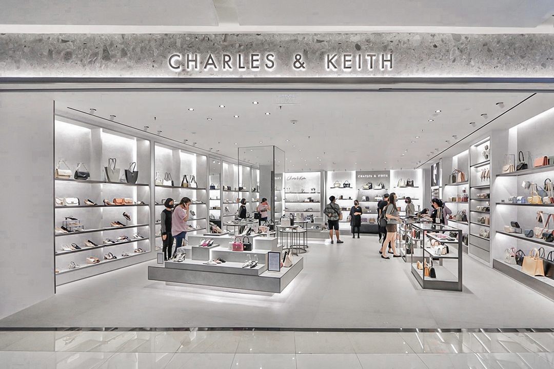 CHARLES & KEITH - CHARLES & KEITH is pleased to announce the opening of our  store at PIK Avenue, Jakarta. Visit us at Ground Floor #D6 to shop our  latest collection.